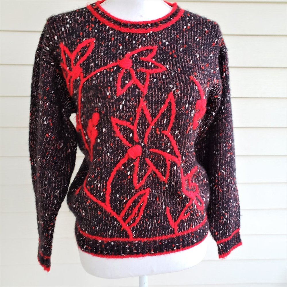 Vintage 80s Bentley Sweater with artsy floral design
